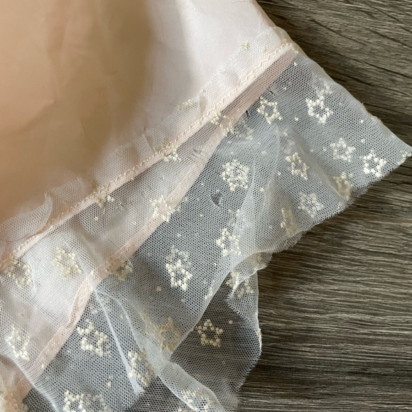 Vintage 1940’s-1950’s Dainty Maid Sheer & Light Pink Star Print Slip Night Gown - Picture 16 of 17